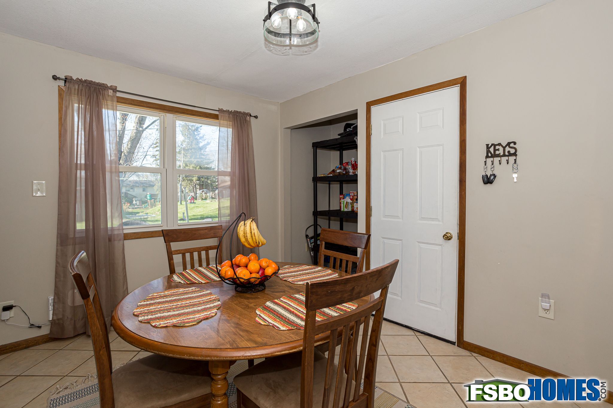 500 May St, Le Claire, IA, Image 12